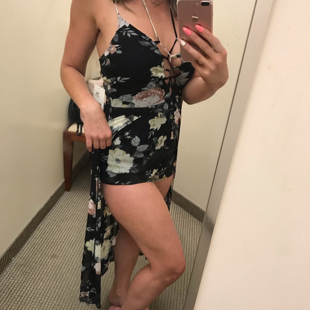Walk through romper